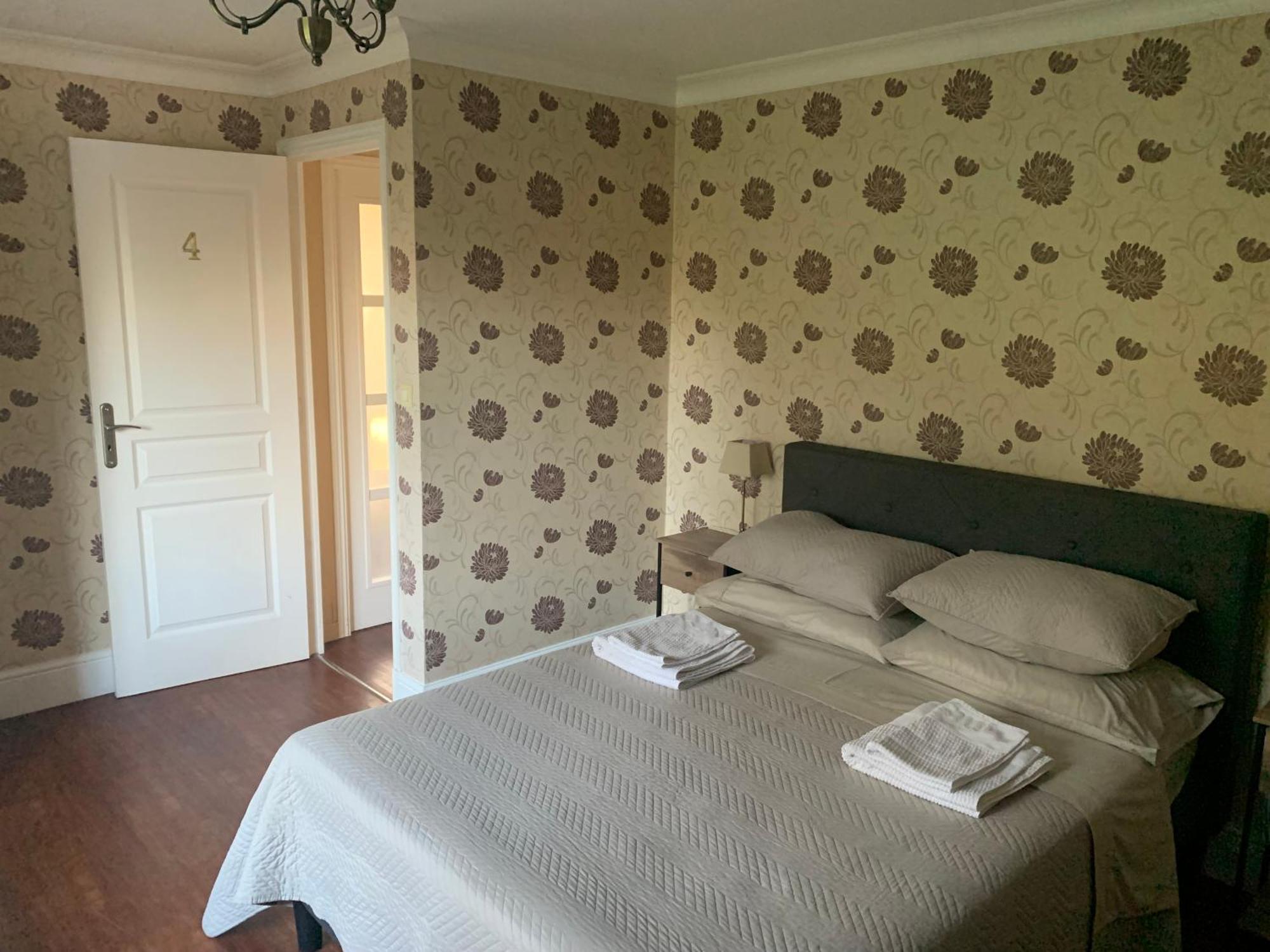 Le Pontet Bed & Breakfast Miramont-de-Guyenne Ngoại thất bức ảnh