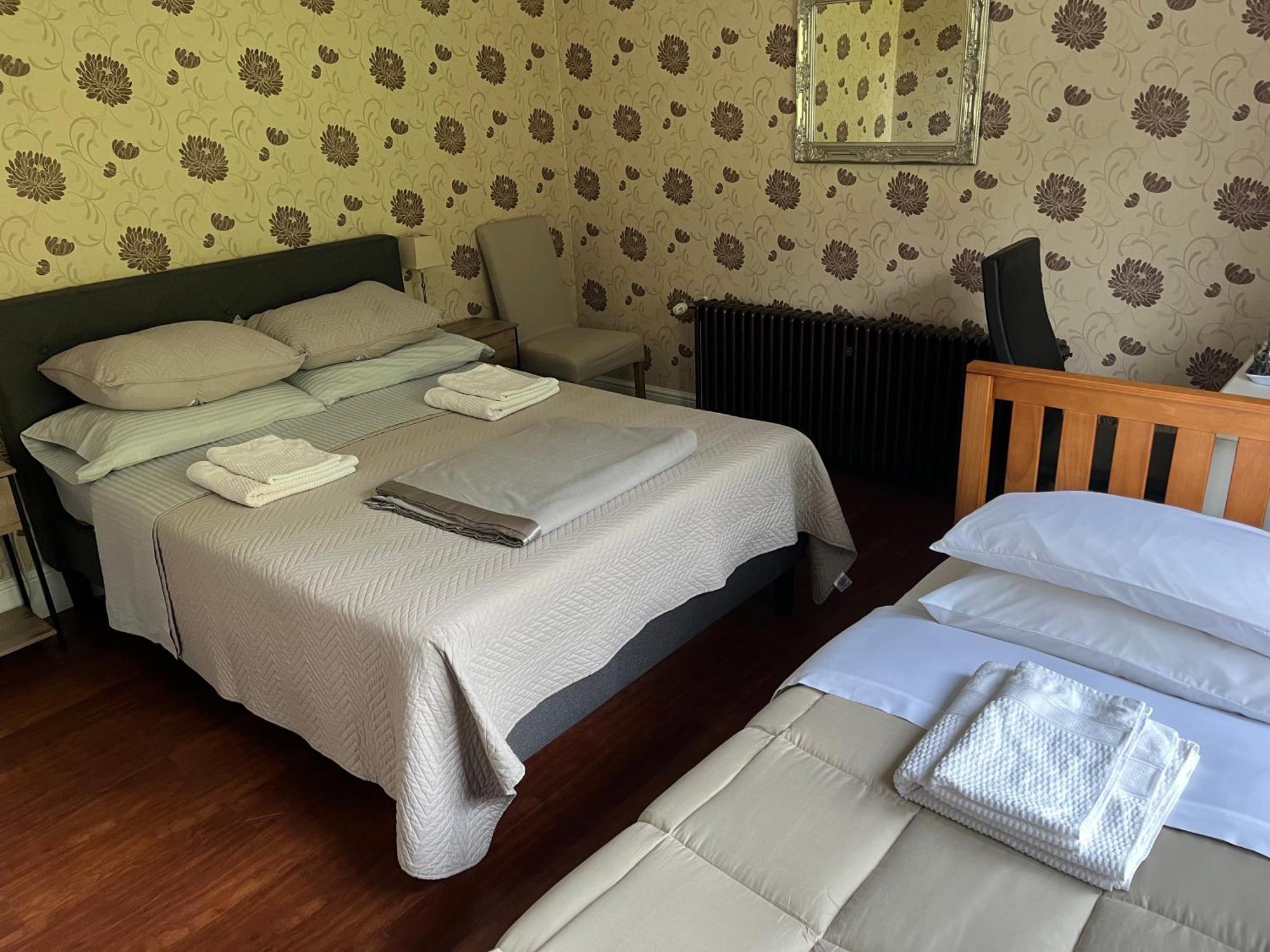 Le Pontet Bed & Breakfast Miramont-de-Guyenne Ngoại thất bức ảnh